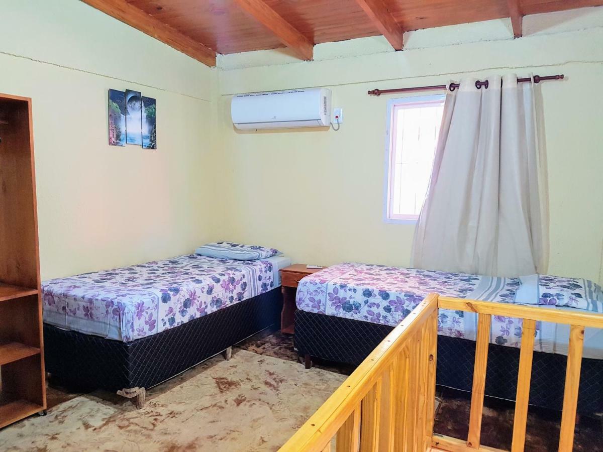 Alojamiento El Jilguero Puerto Iguazu Luaran gambar